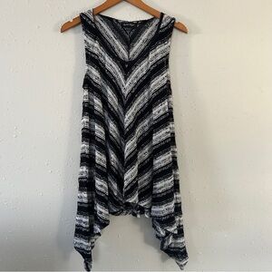 🦋 Charlie Paige Black White Chevron Sleeveless Blouse Boho Bohemian Large XL